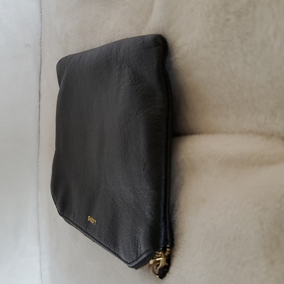 Lodis lg  Wristlet - Picture 5 of 7